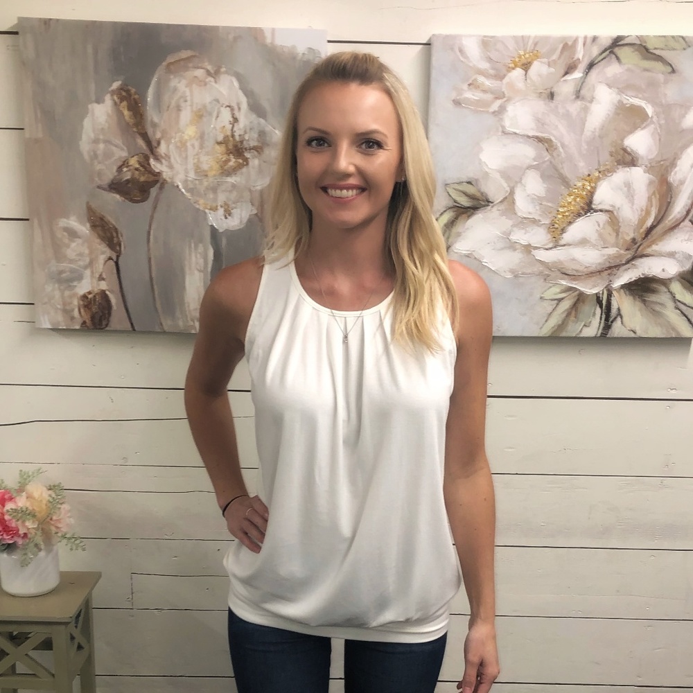 Sleeveless Round Neck Pleated Top - Ivory